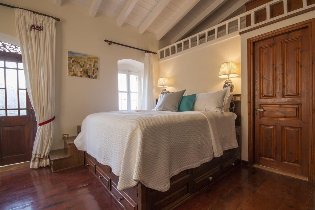 Emporio Hotel Symi Exterior photo
